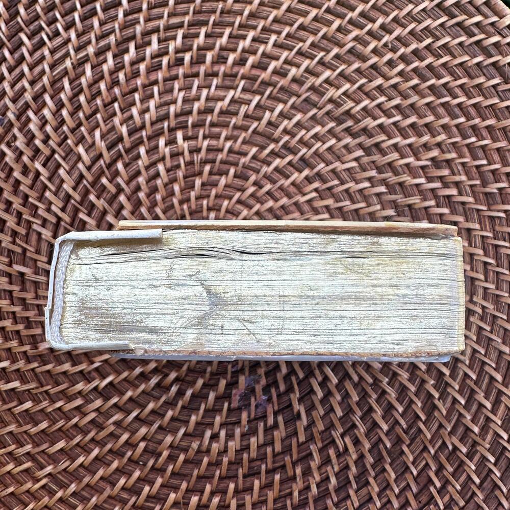 Vintage 1985 Mother-of-Pearl‎ Inlay Holy Bible – owned by Hon. Jim Wright - Picture 9 of 16